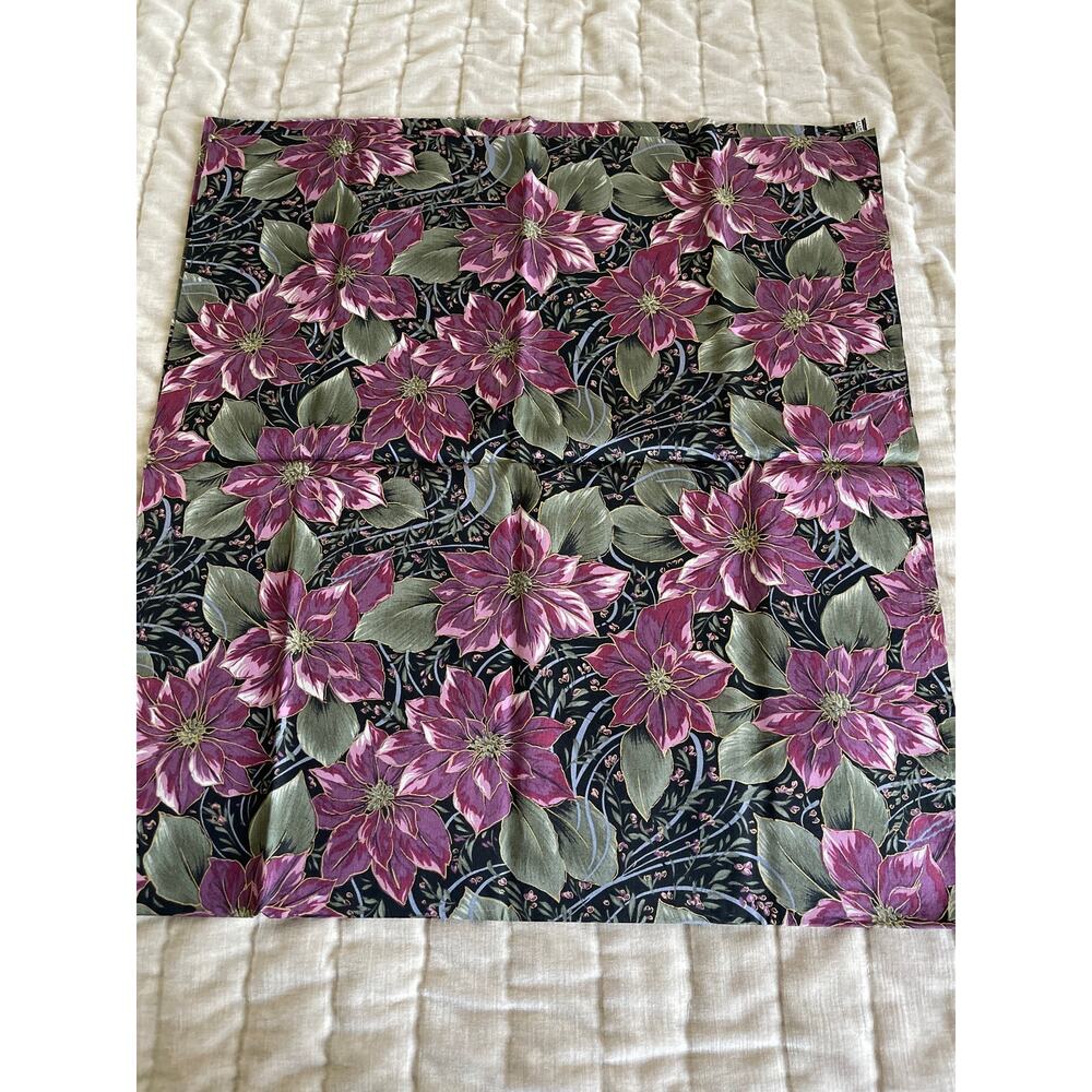 Fabric Cotton Christmas Holiday Poinsettia Floral Black purple